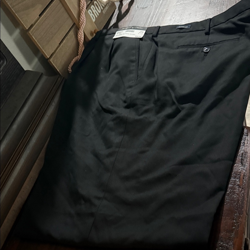 Joseph & Feiss Classic Black Trousers SZ 48/32